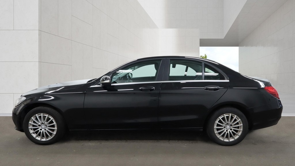 Used Mercedes-Benz C Class 2015 for sale - 78092832: Photo 6