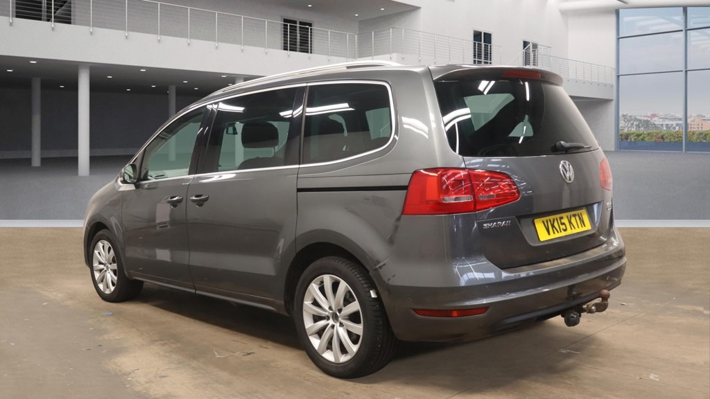 Used Volkswagen Sharan 2015 for sale - 77744334: Photo 4