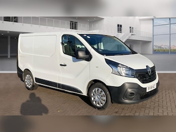 Renault Trafic feature image