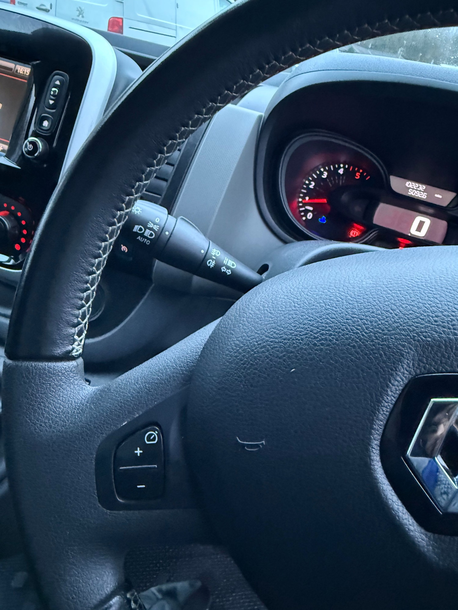 Used Renault Trafic 2017 for sale - 77336298: Photo 16