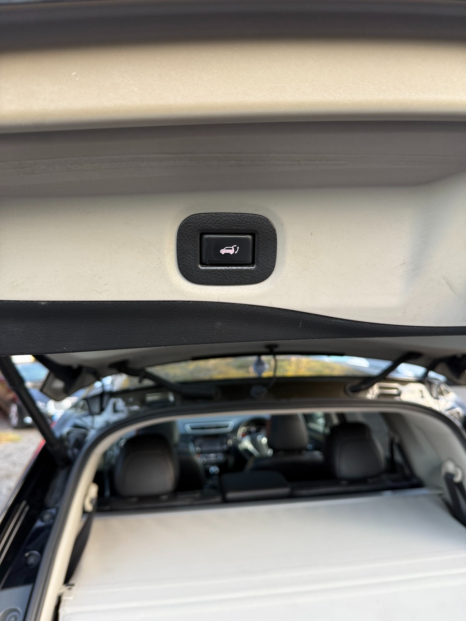 Used Nissan X-Trail 2016 for sale - 76128641: Photo 23