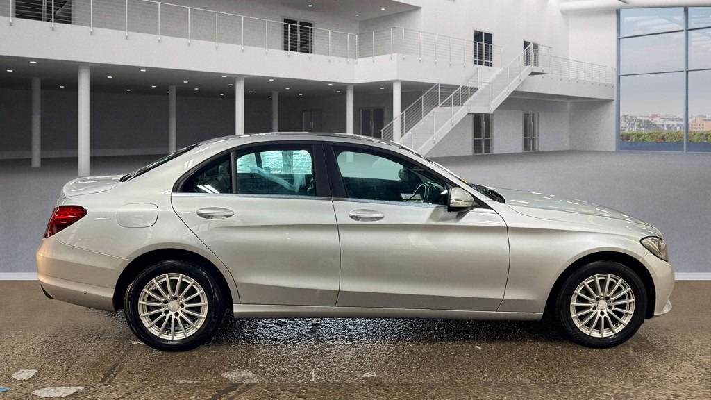 Used Mercedes-Benz C Class 2022 for sale - 77353826: Photo 5