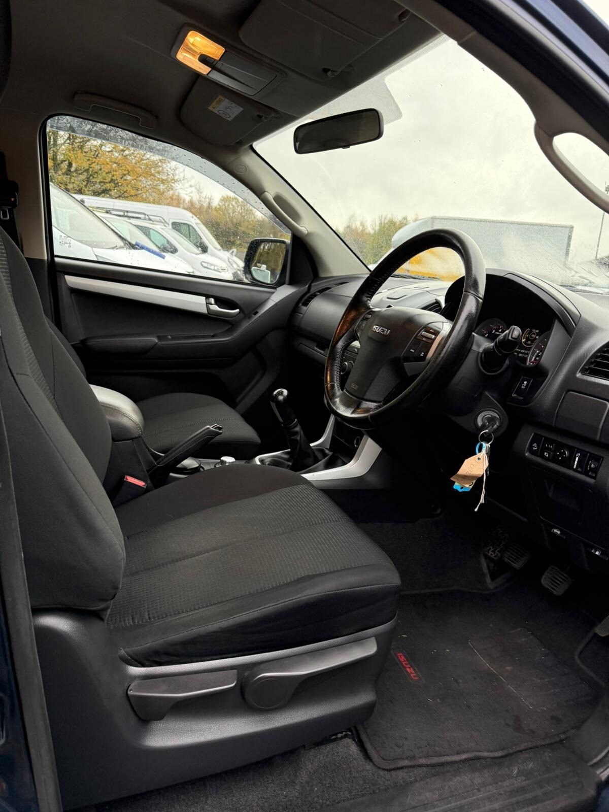 Used Isuzu D-Max 2018 for sale - 76379255: Photo 10