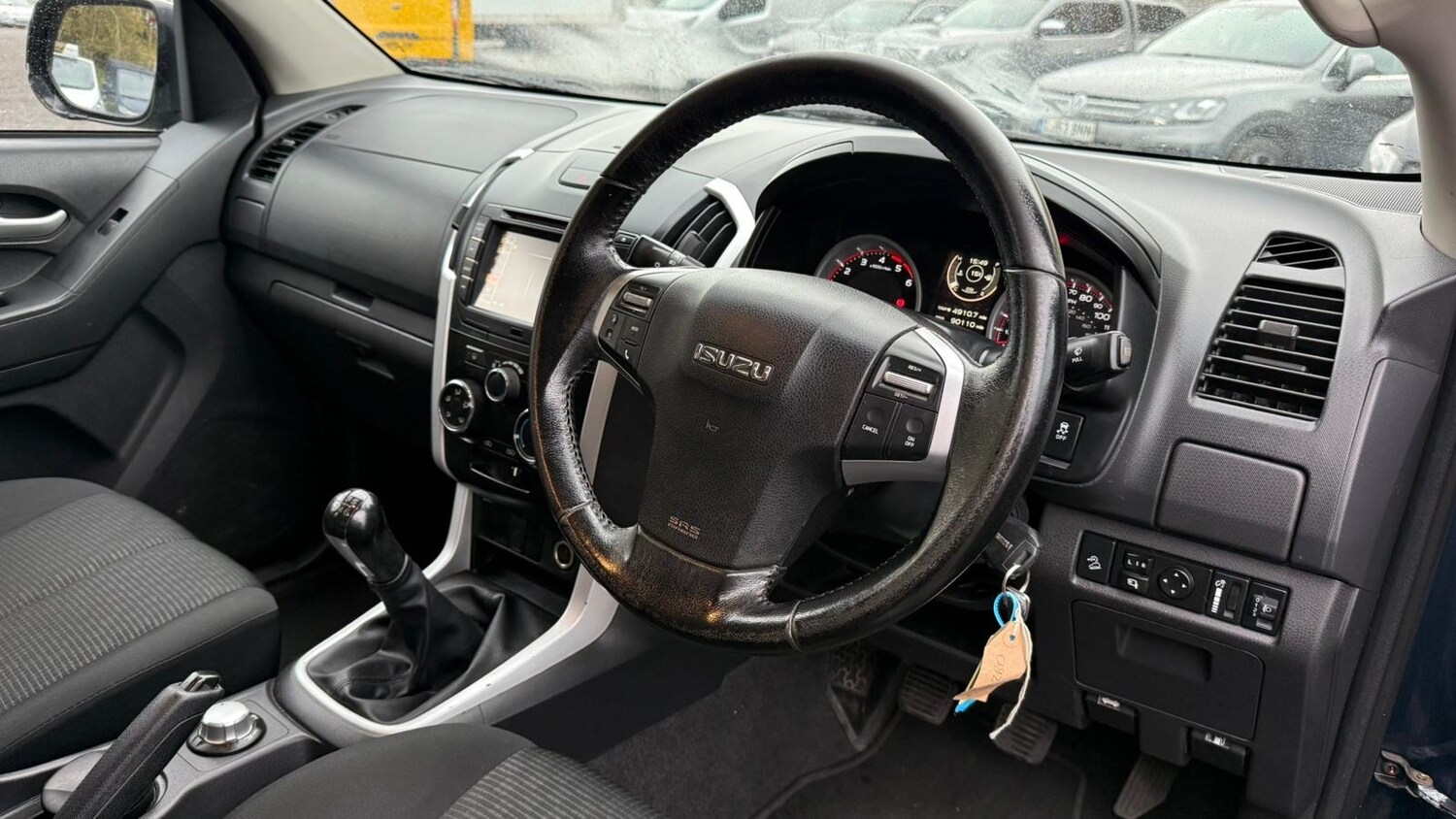 Used Isuzu D-Max 2018 for sale - 76379255: Photo 11