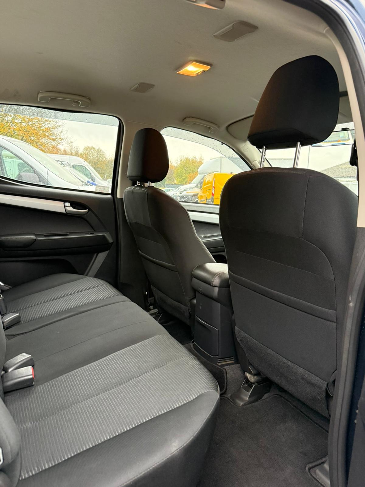 Used Isuzu D-Max 2018 for sale - 76379255: Photo 16