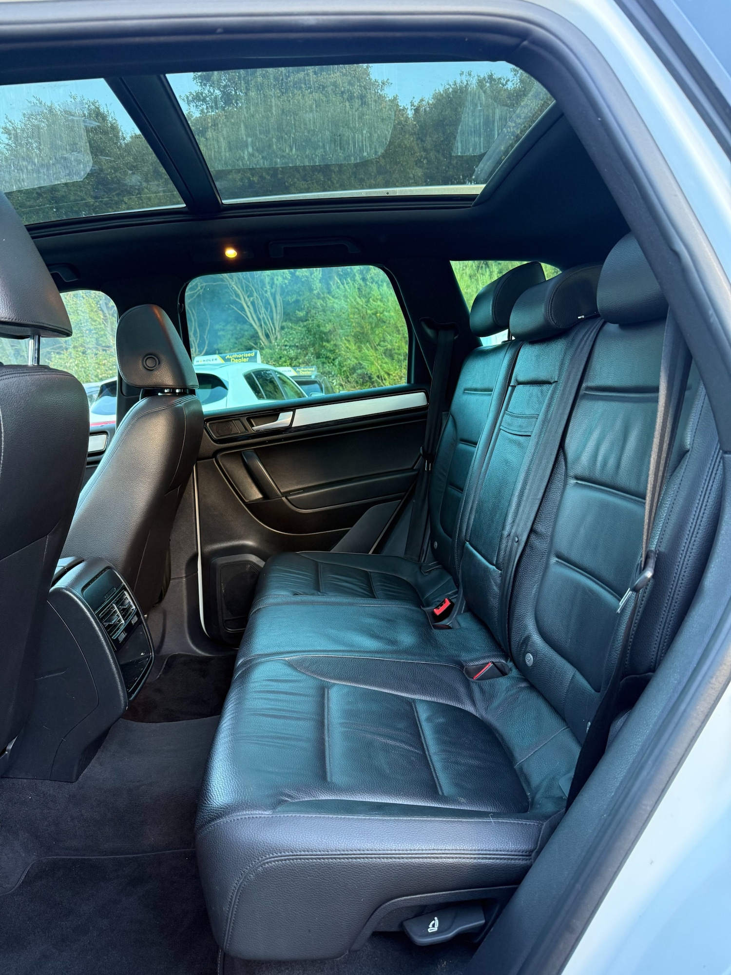 Used Volkswagen Touareg 2014 for sale - 76361545: Photo 21