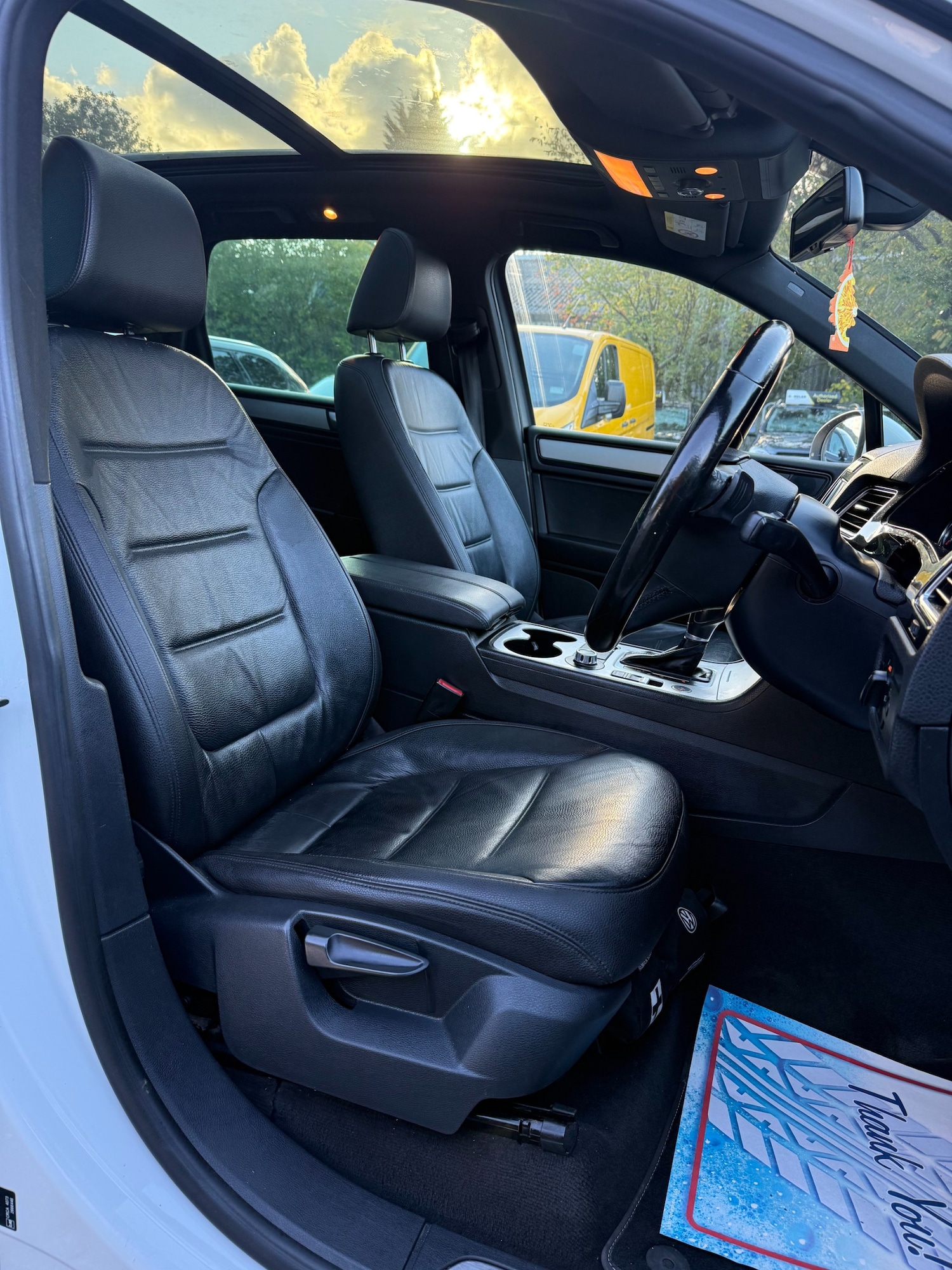 Used Volkswagen Touareg 2014 for sale - 76361545: Photo 9