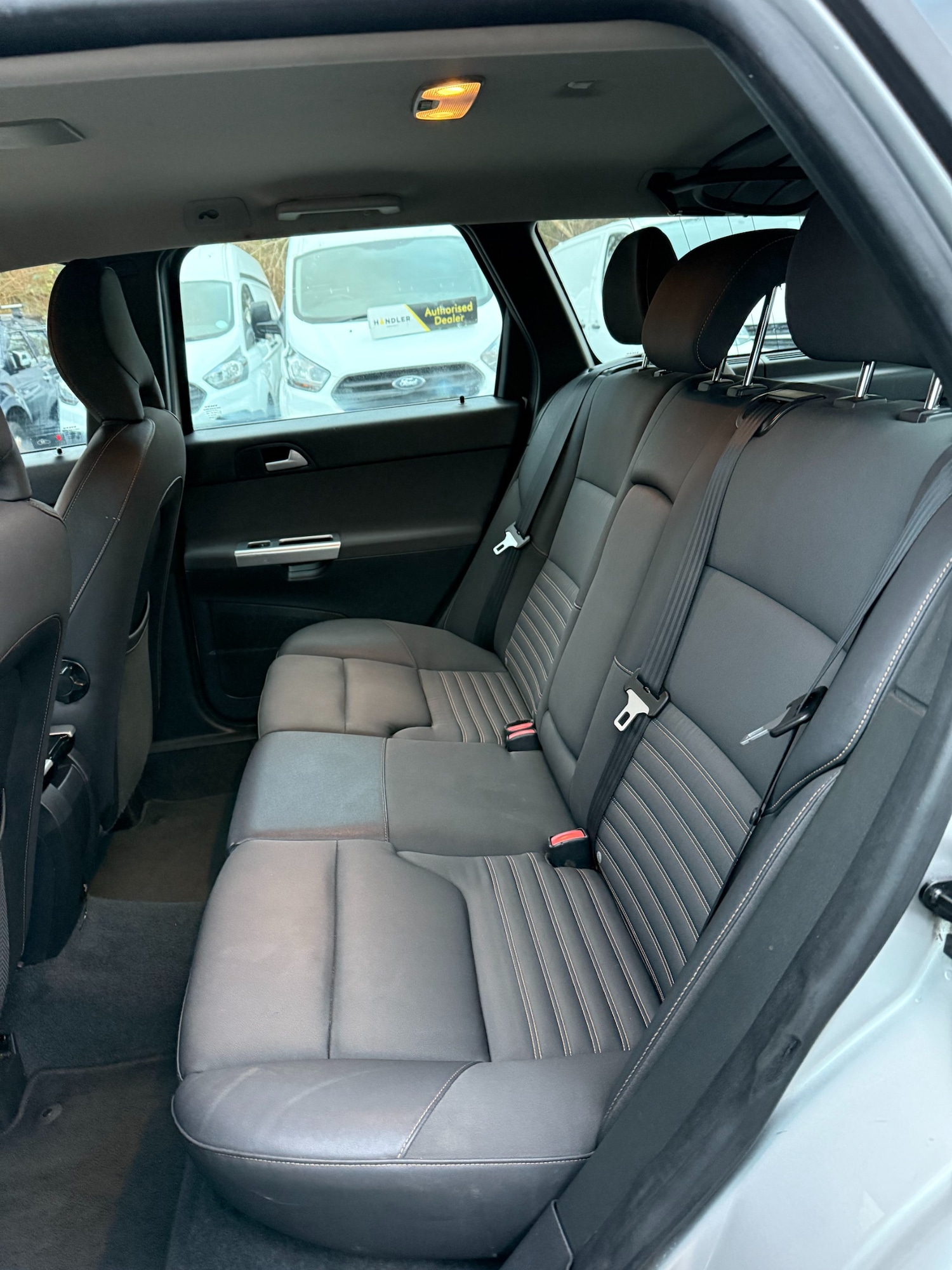 Used Volvo V50 2011 for sale - 77033127: Photo 20