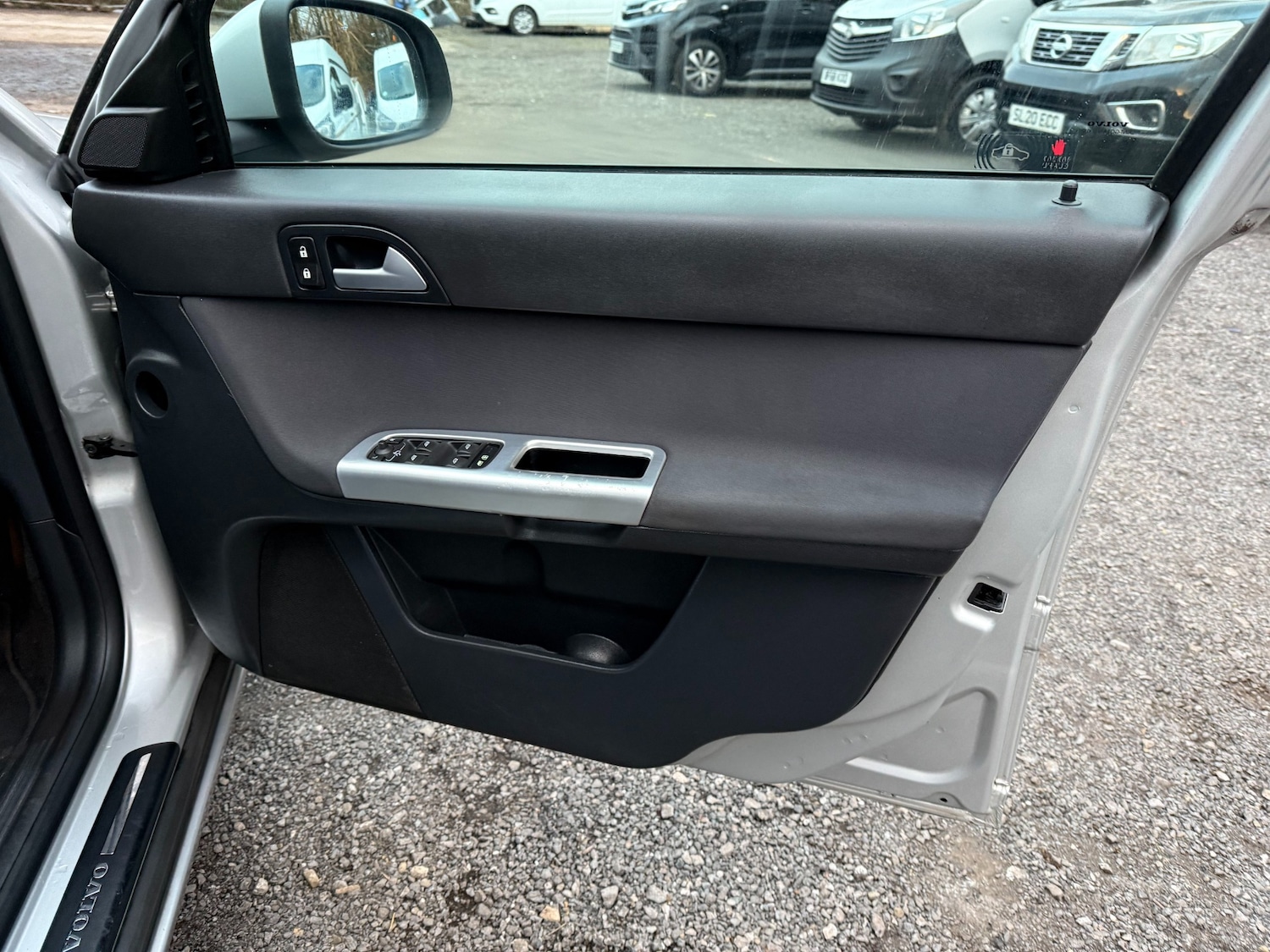 Used Volvo V50 2011 for sale - 77033127: Photo 23