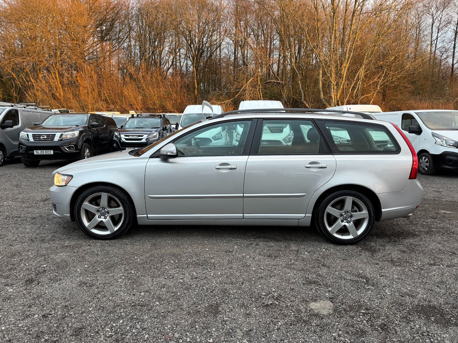 Used Volvo V50 2011 for sale - 77033127: Photo 5