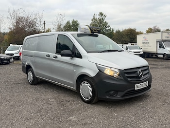 Used Mercedes-Benz Vito 2020 for sale - 76875456: Photo