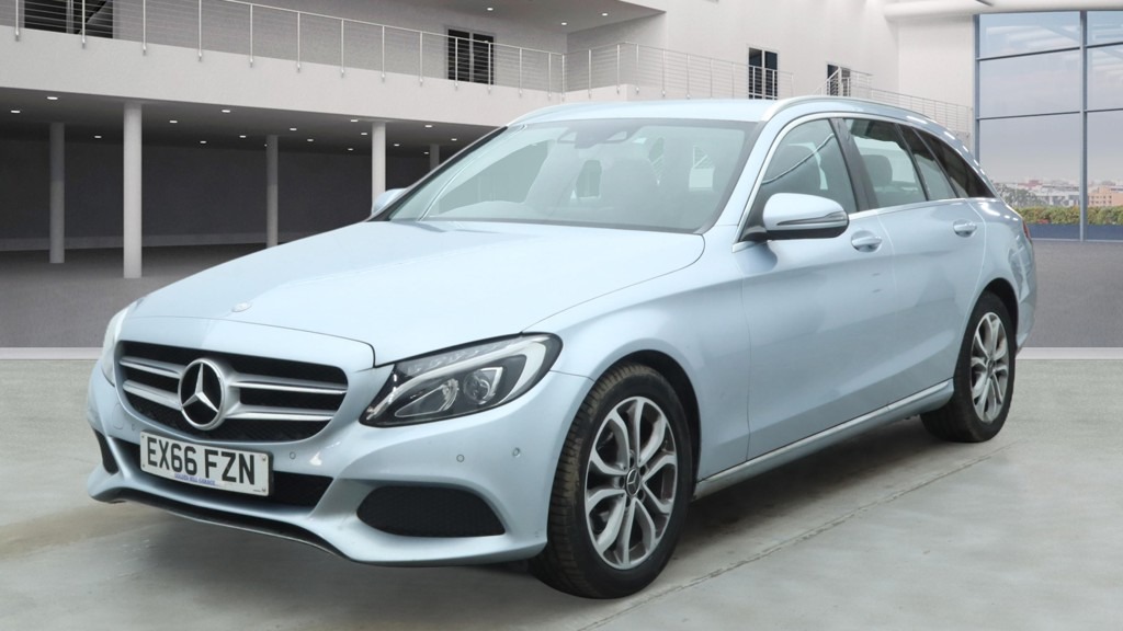 Used Mercedes-Benz C Class 2016 for sale - 78021811: Photo 2