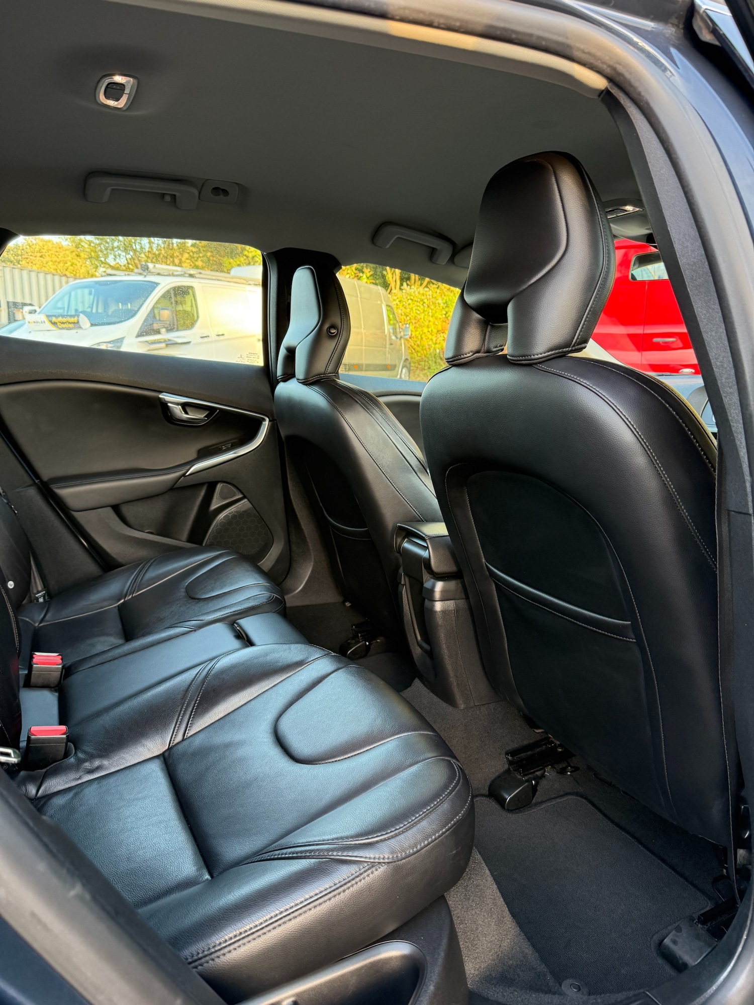 Used Volvo V40 2014 for sale - 76862026: Photo 17