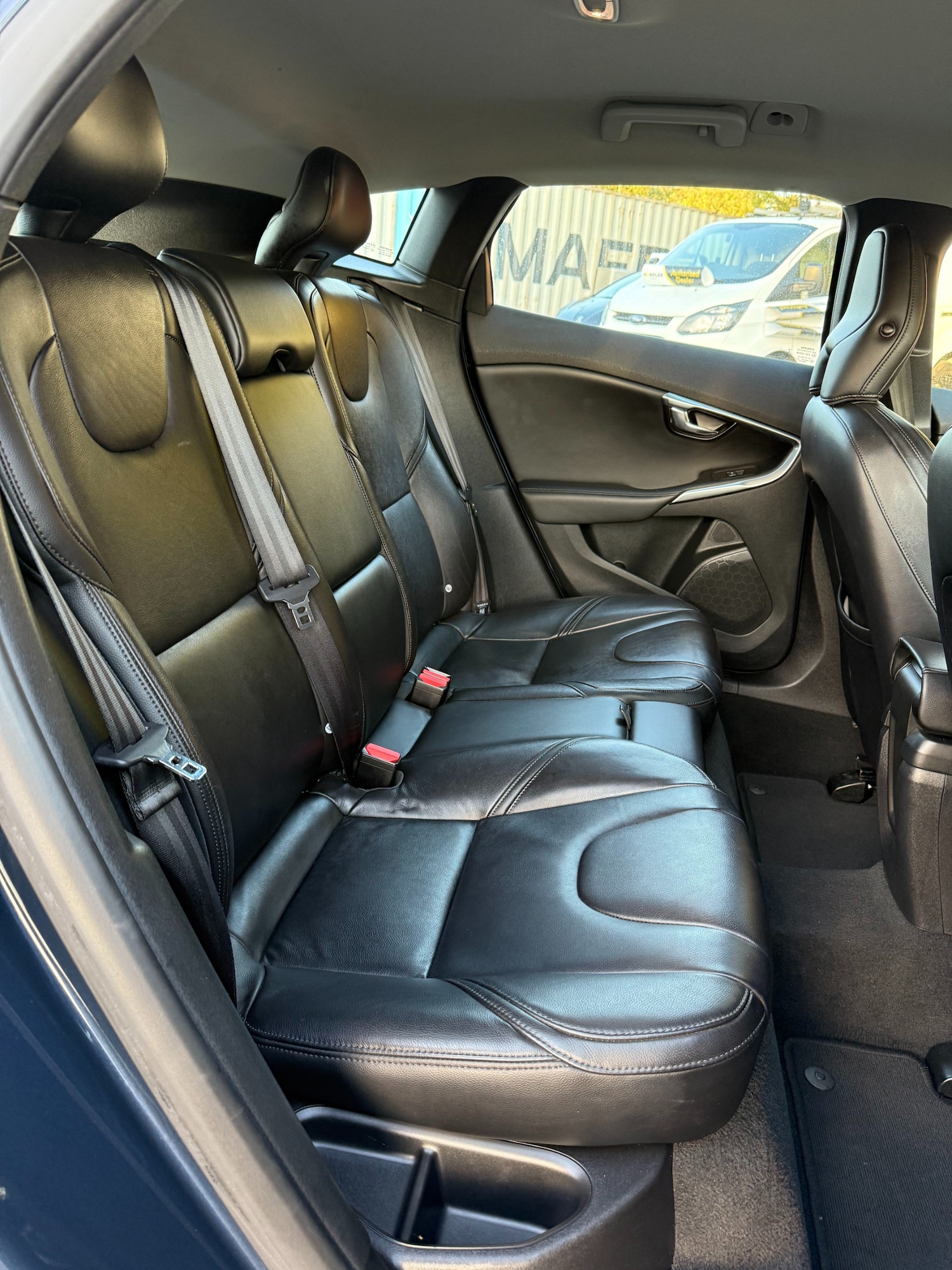 Used Volvo V40 2014 for sale - 76862026: Photo 18