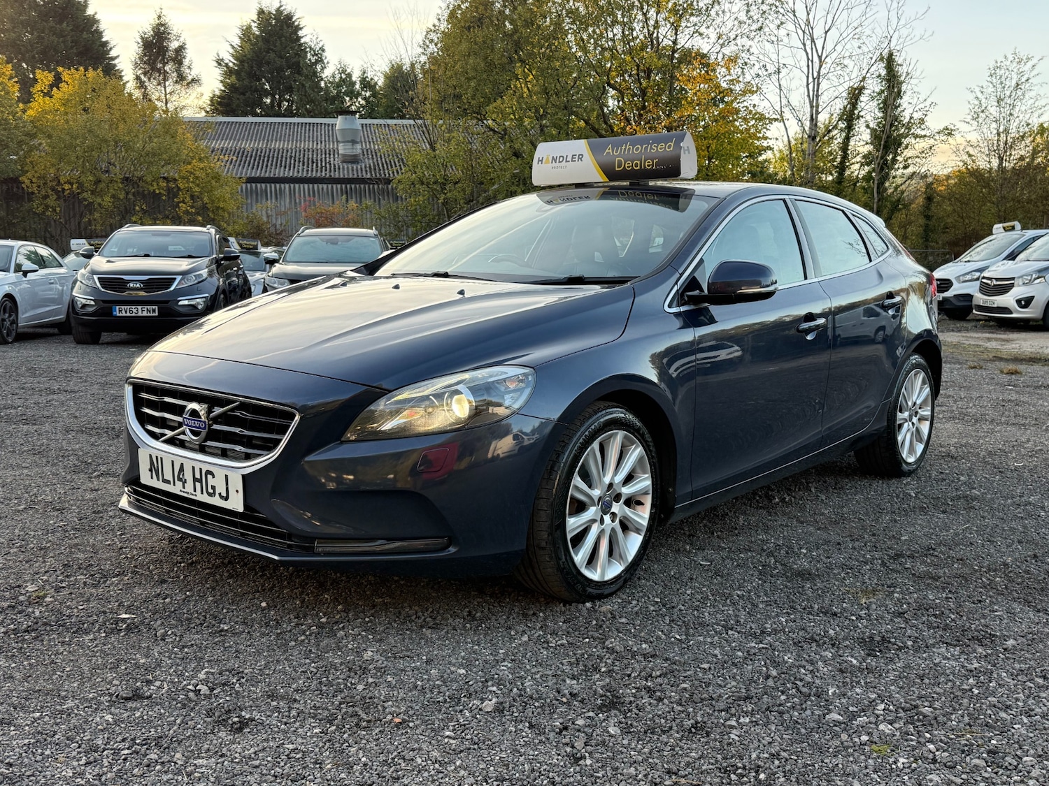 Used Volvo V40 2014 for sale - 76862026: Photo 3