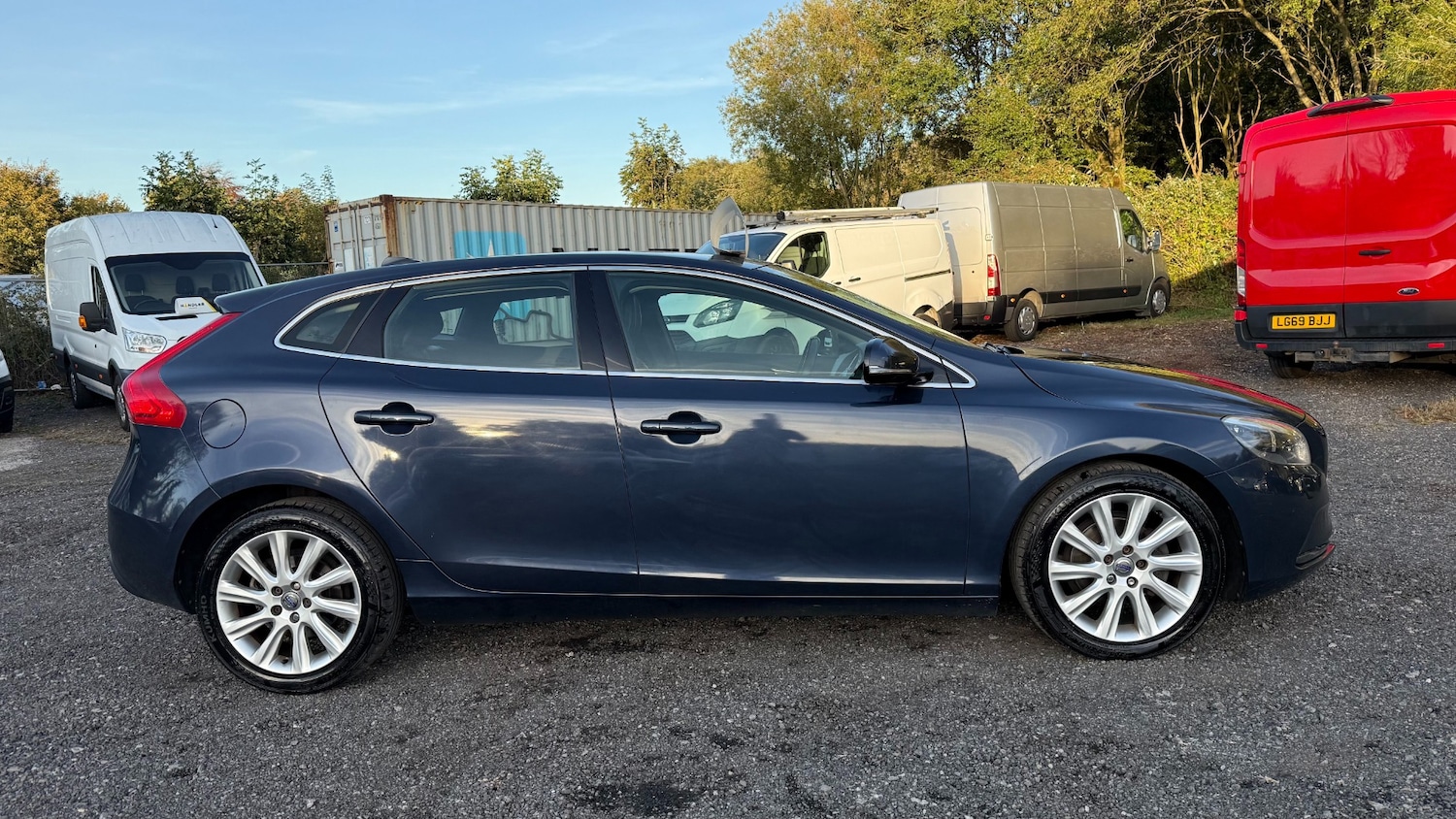 Used Volvo V40 2014 for sale - 76862026: Photo 4