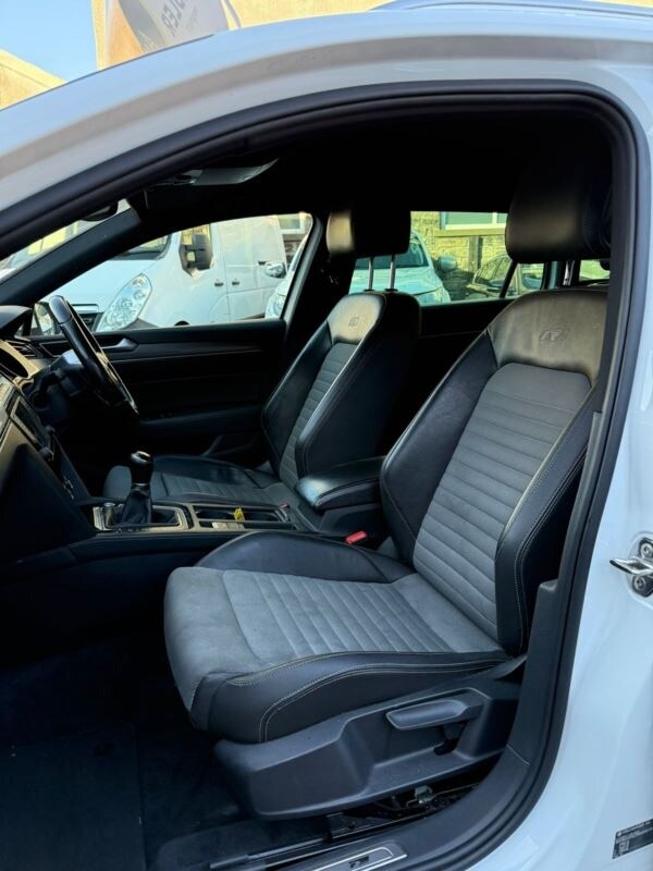 Used Volkswagen Passat 2015 for sale - 76243234: Photo 16