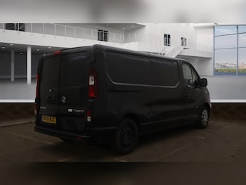 Used Vauxhall Vivaro 2018 for sale - 76316547: Photo