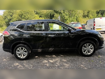 Used Nissan X-Trail 2015 for sale - 77431433: Photo