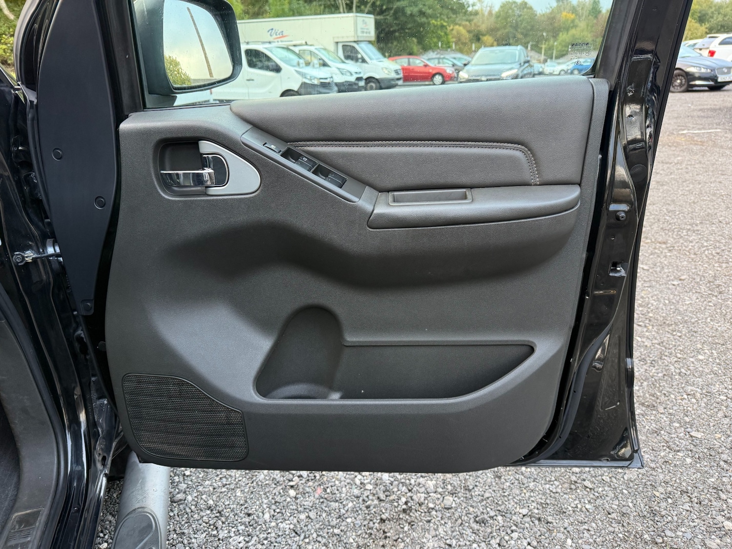 Used Nissan Navara 2015 for sale - 76373034: Photo 23