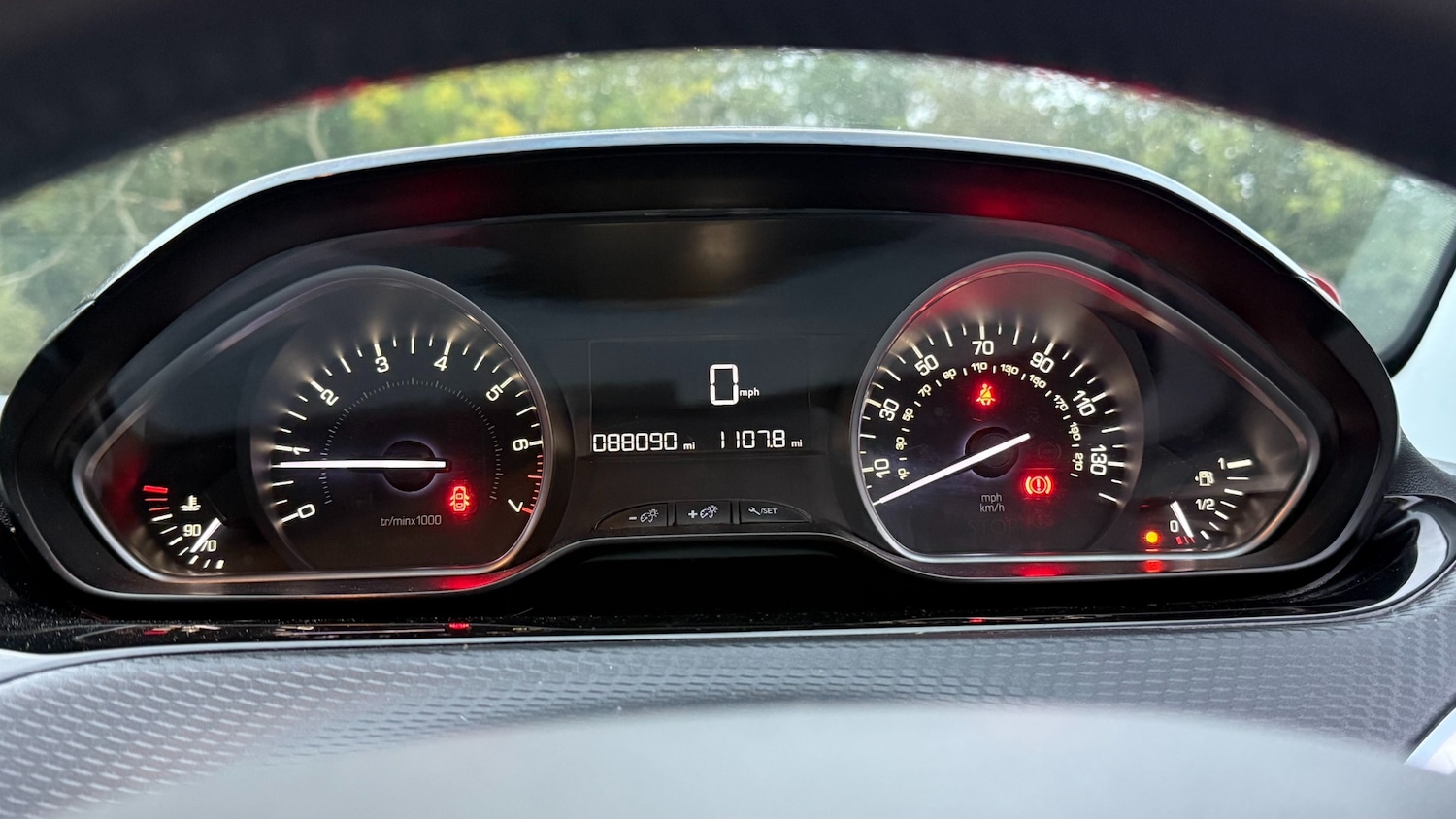 Used Peugeot 208 2017 for sale - 76879525: Photo 12