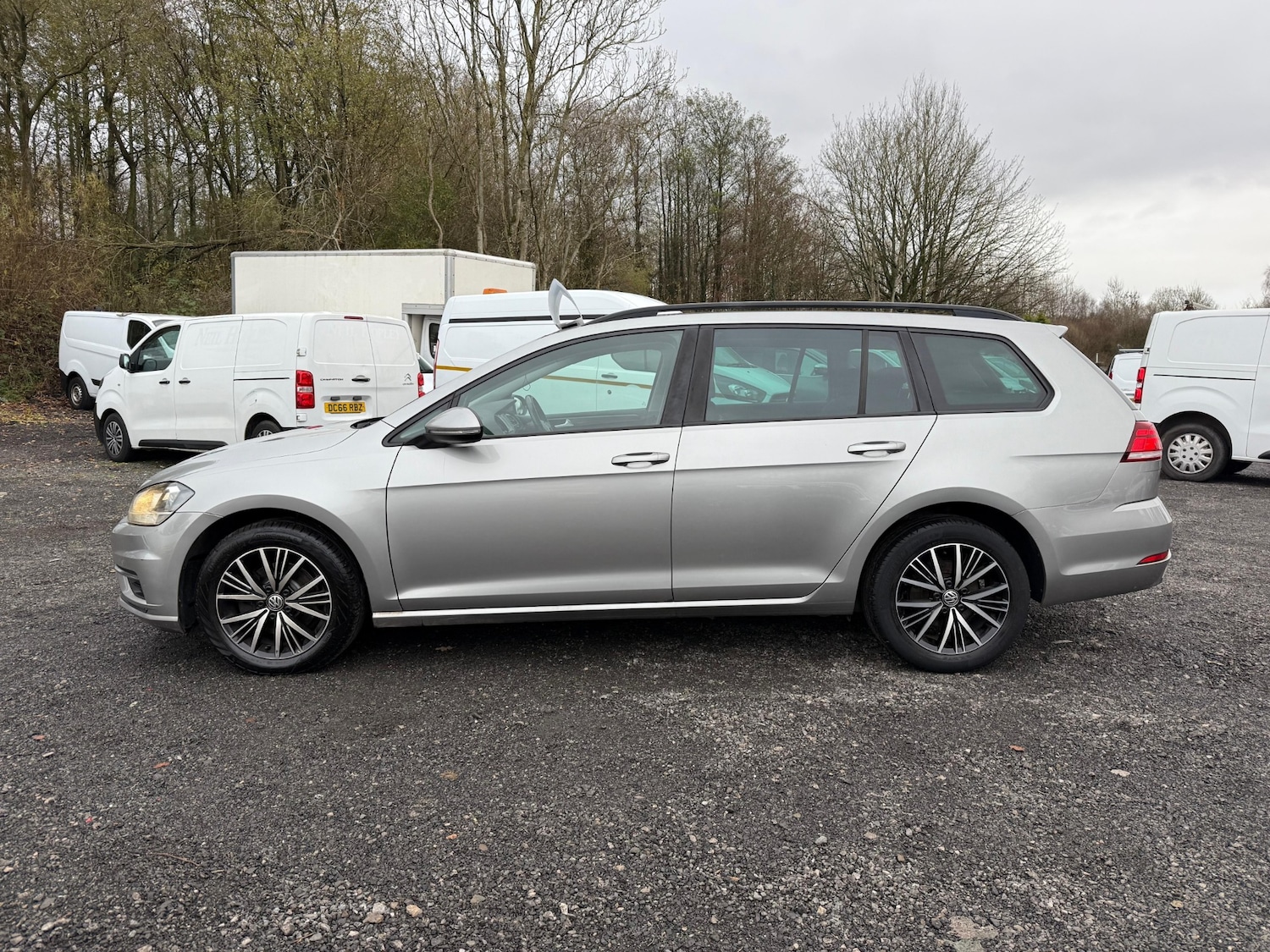 Used Volkswagen Golf 2017 for sale - 78144279: Photo 5