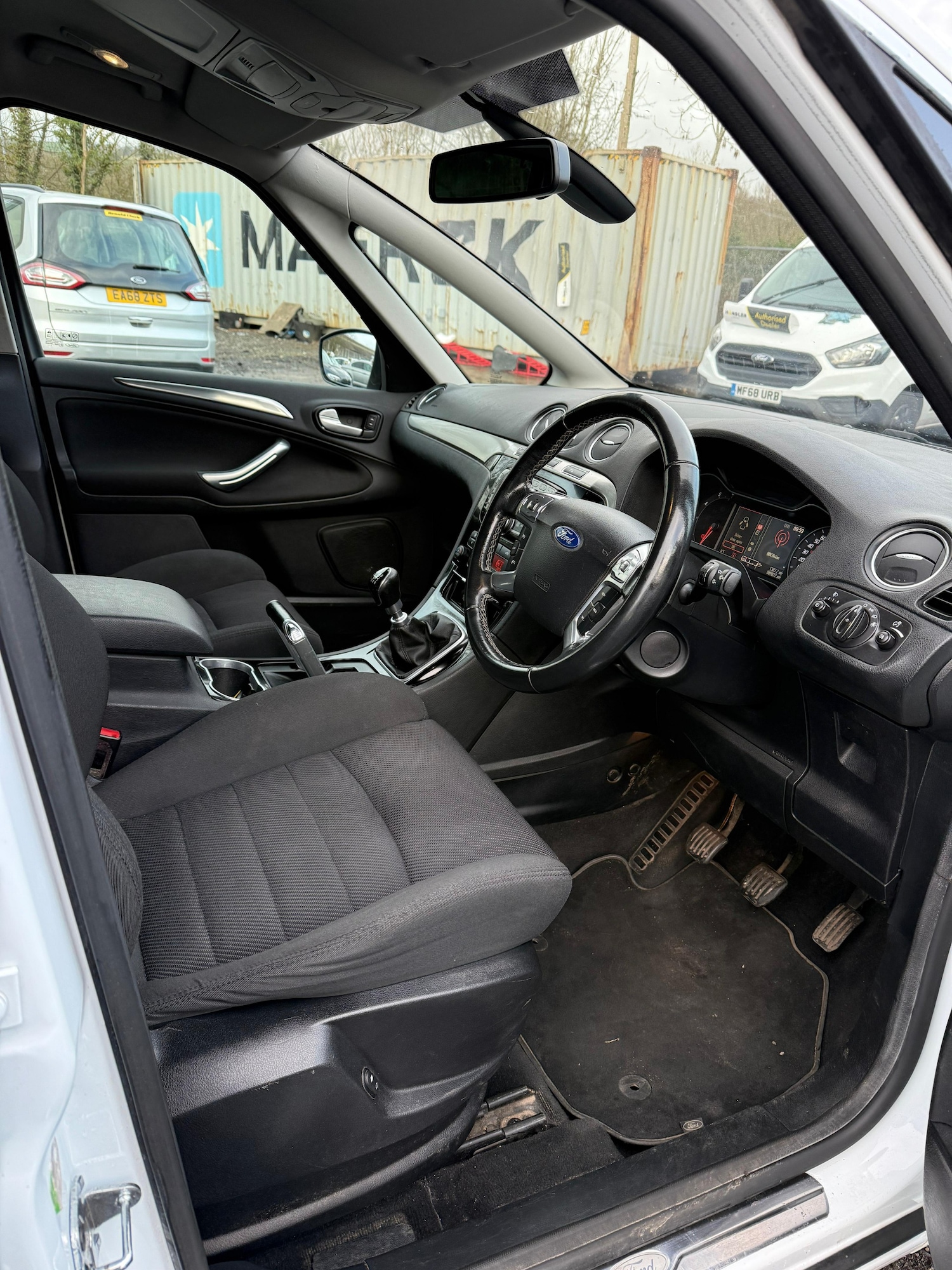 Used Ford S-Max 2013 for sale - 77195517: Photo 11