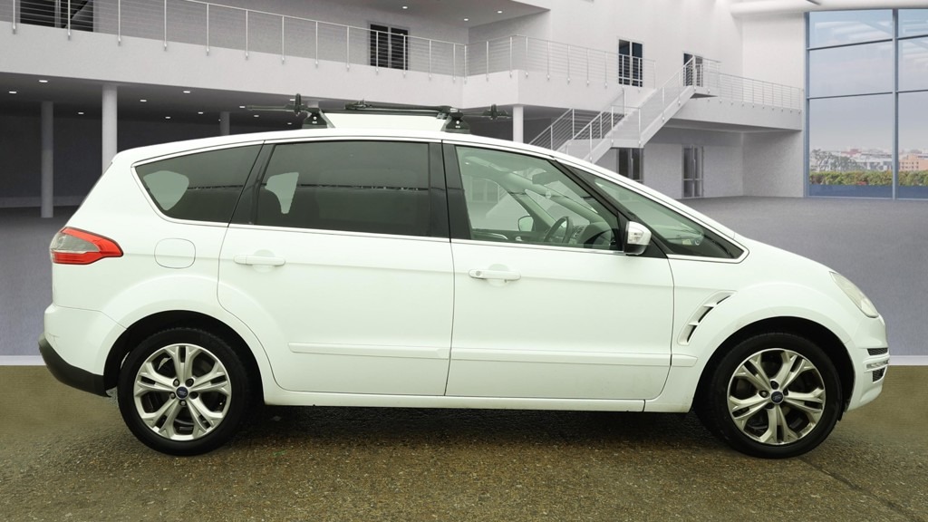 Used Ford S-Max 2013 for sale - 77195517: Photo 5