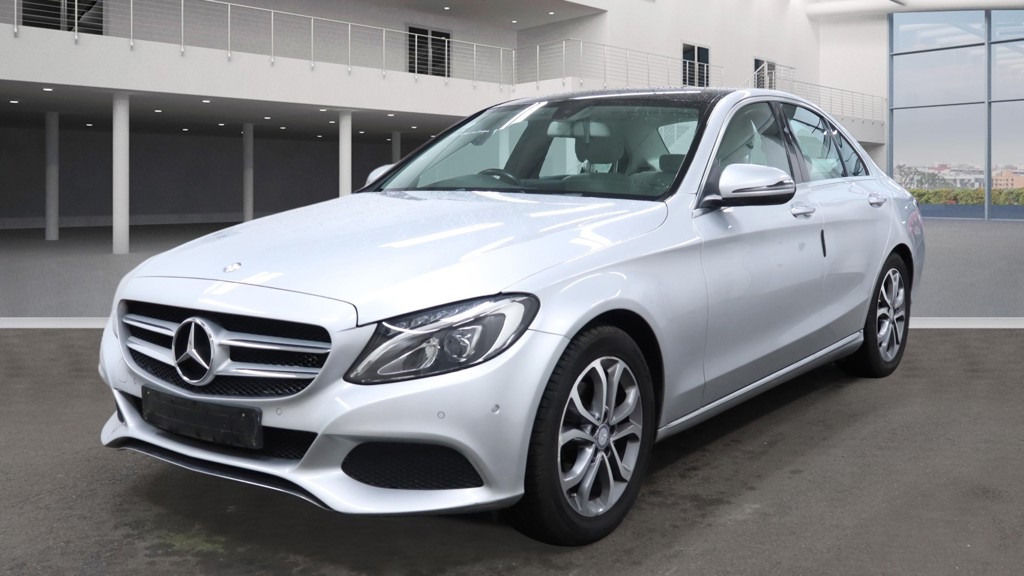 Used Mercedes-Benz C Class 2016 for sale - 77946668: Photo 2