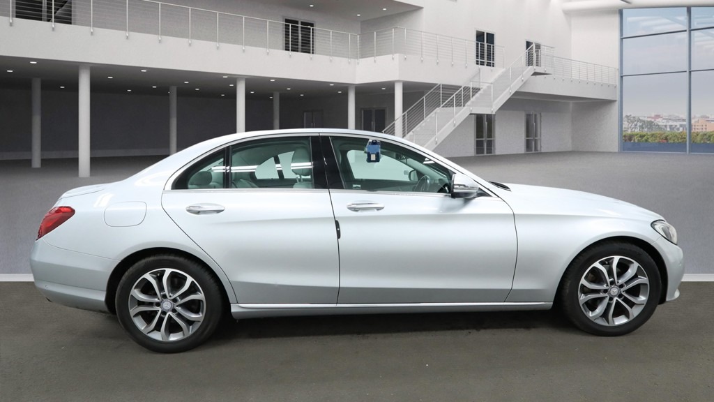 Used Mercedes-Benz C Class 2016 for sale - 77946668: Photo 5