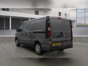 Used Vauxhall Vivaro 2018 for sale - 76299467: Photo