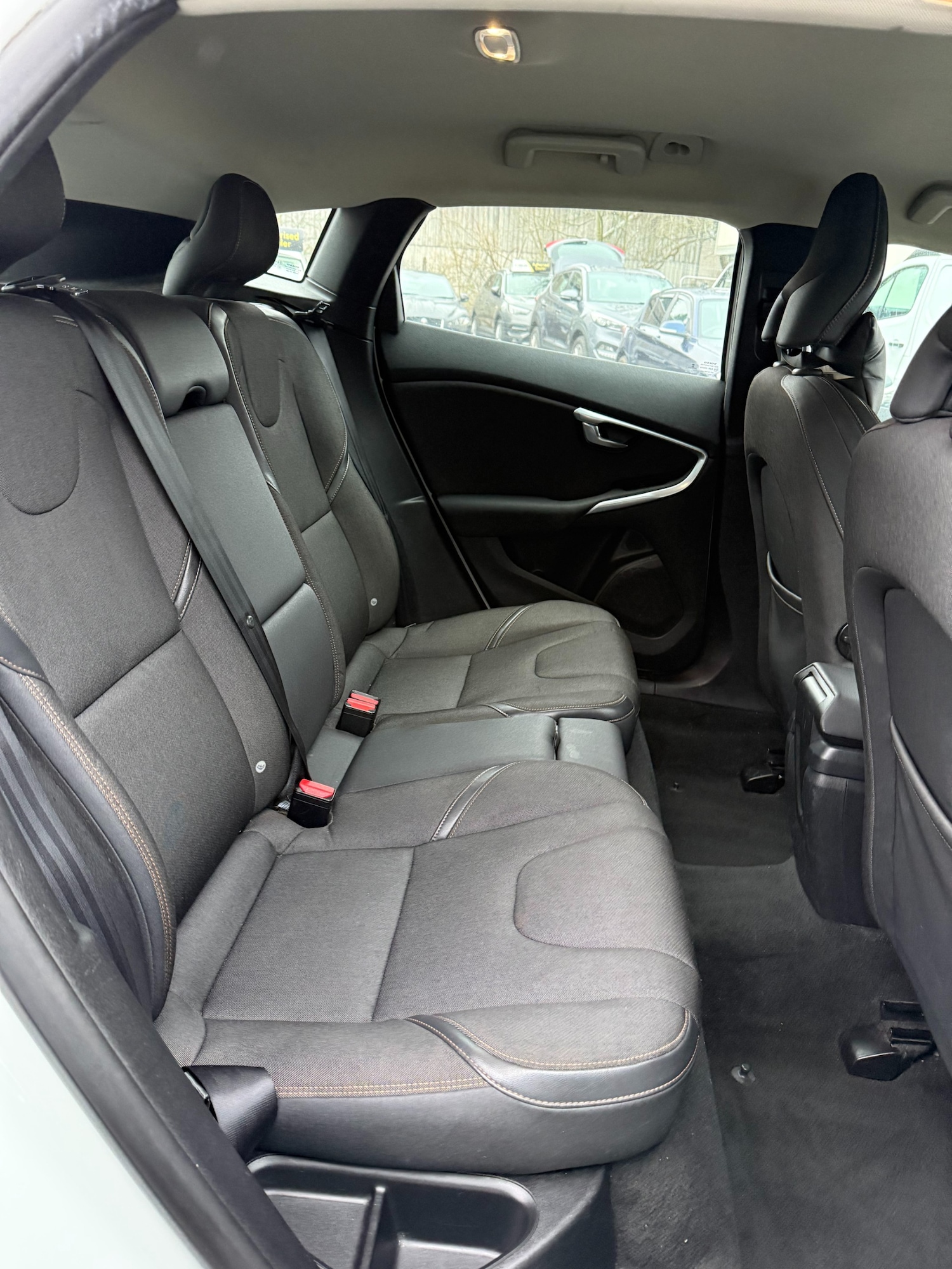 Used Volvo V40 2015 for sale - 77258677: Photo 20