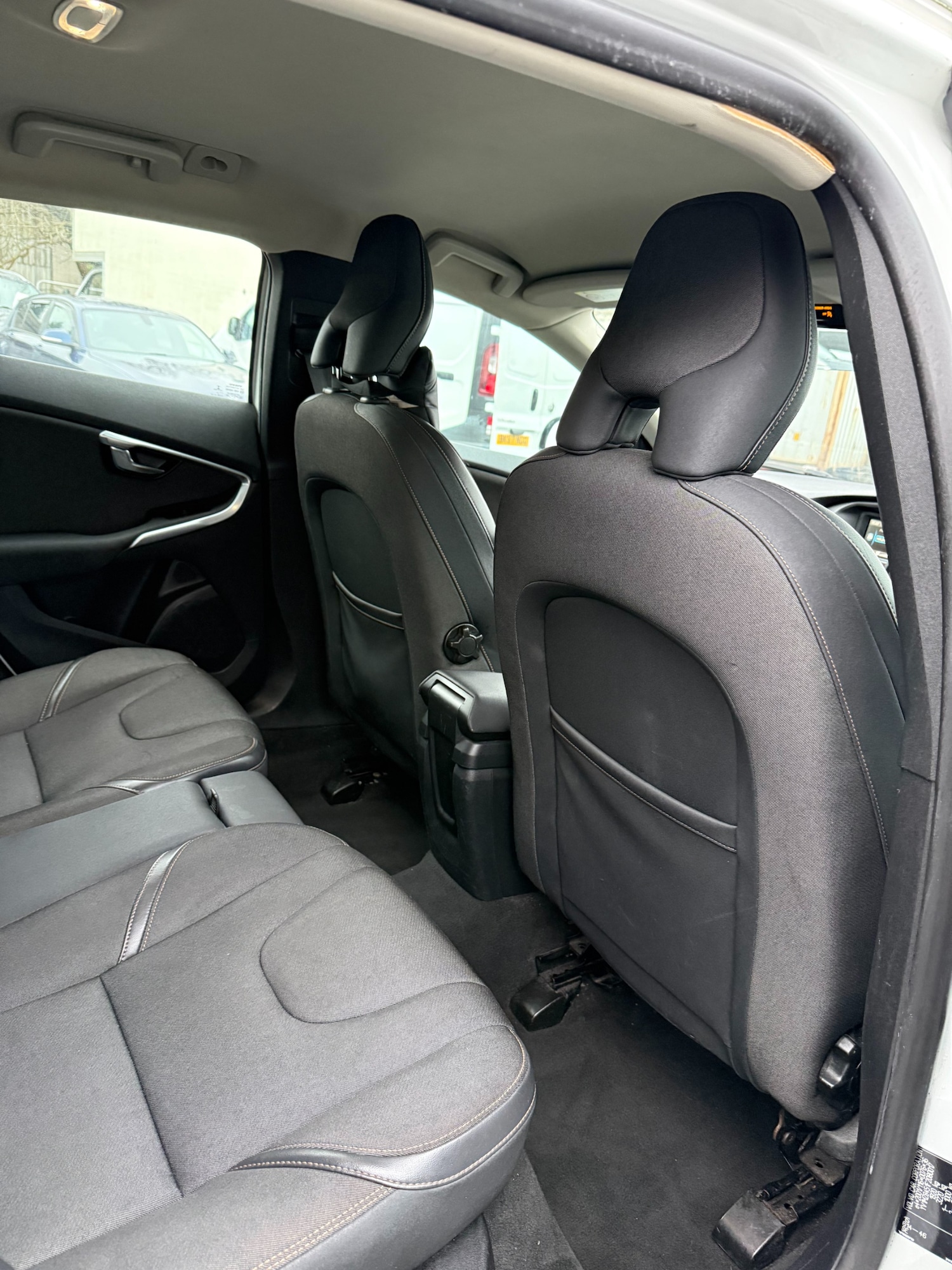 Used Volvo V40 2015 for sale - 77258677: Photo 21