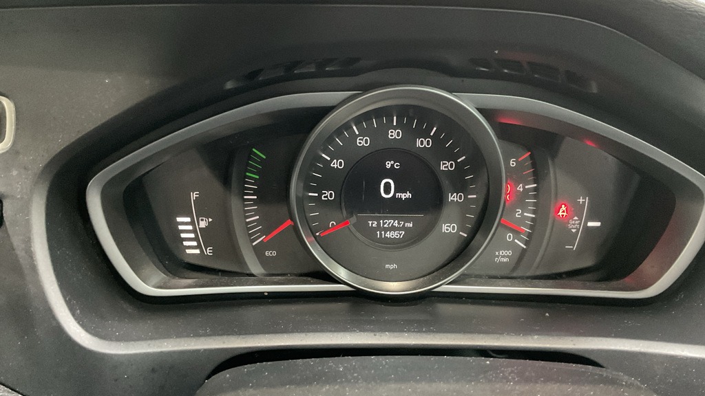 Used Volvo V40 2015 for sale - 77258677: Photo 7