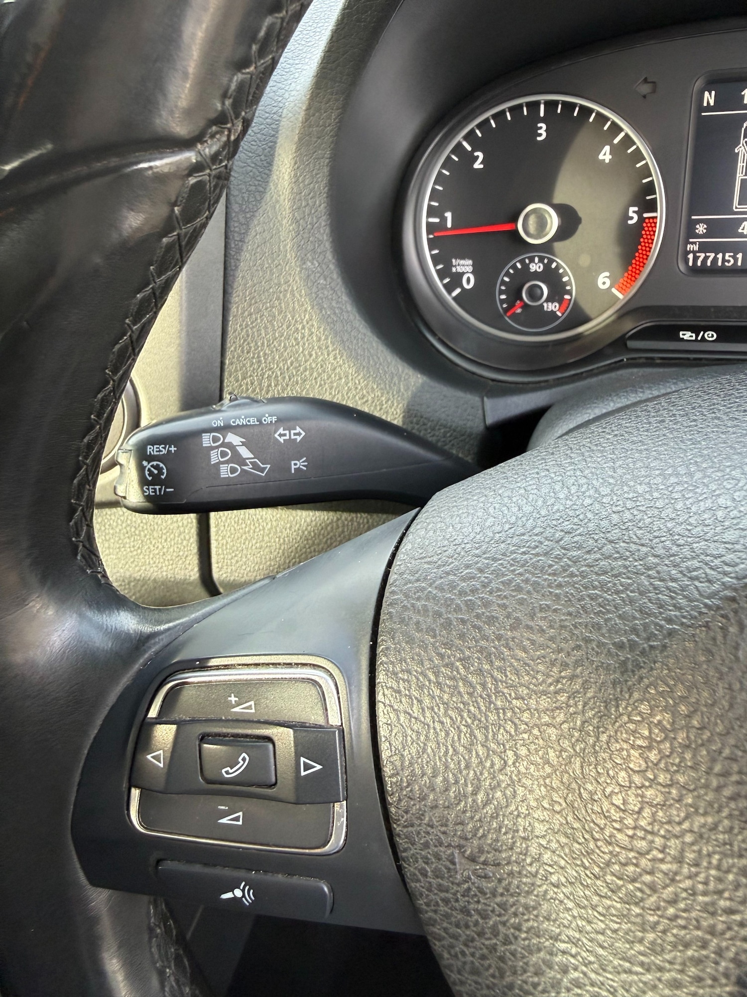 Used Volkswagen Amarok 2013 for sale - 78107174: Photo 26