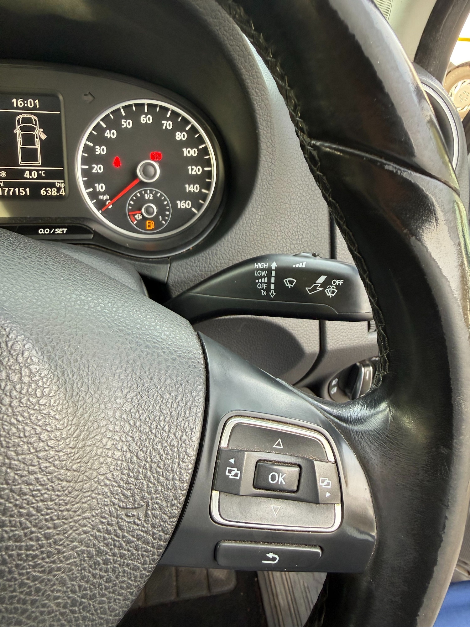 Used Volkswagen Amarok 2013 for sale - 78107174: Photo 27