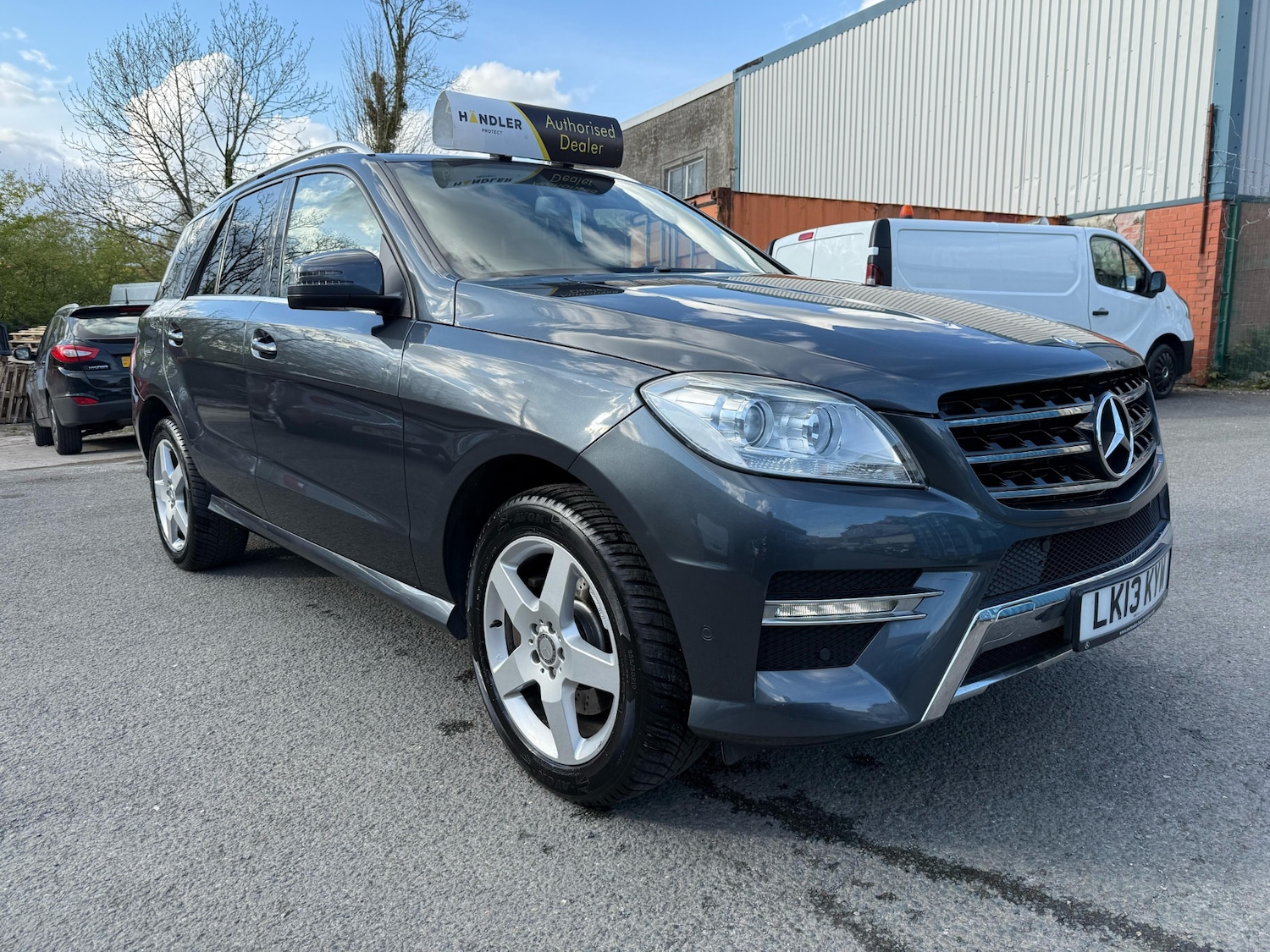 Used Mercedes-Benz M Class 2013 for sale - 76673118: Photo 1