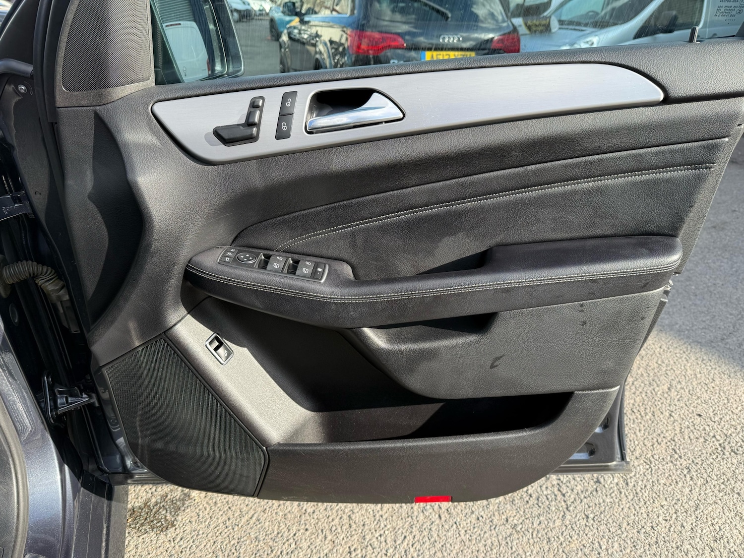 Used Mercedes-Benz M Class 2013 for sale - 76673118: Photo 25