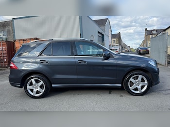 Used Mercedes-Benz M Class 2013 for sale - 76673118: Photo