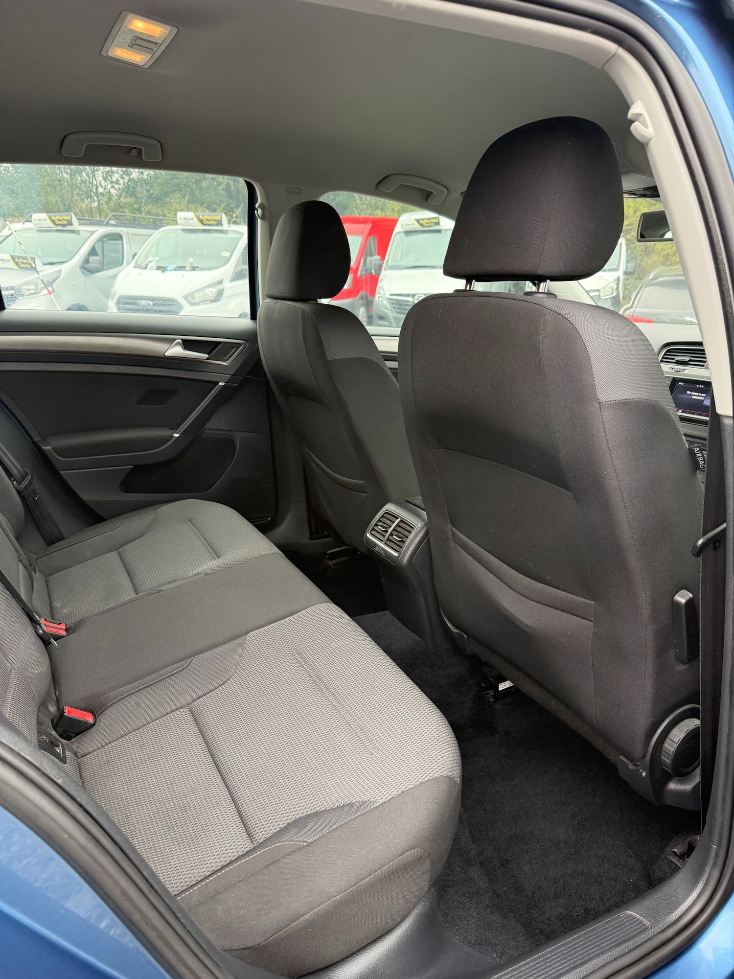 Used Volkswagen Golf 2013 for sale - 76182513: Photo 11