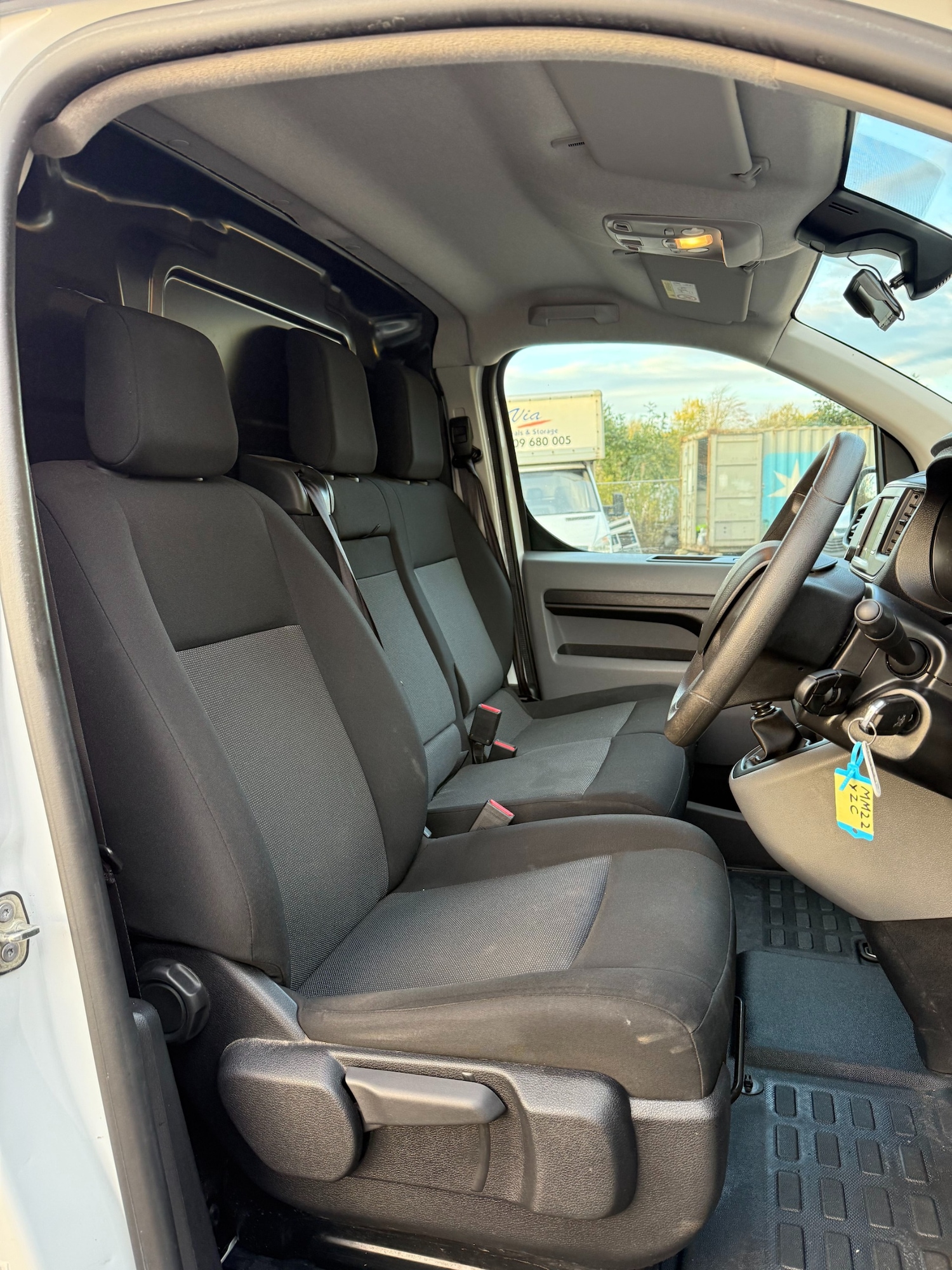 Used Peugeot Expert 2022 for sale - 76319937: Photo 9