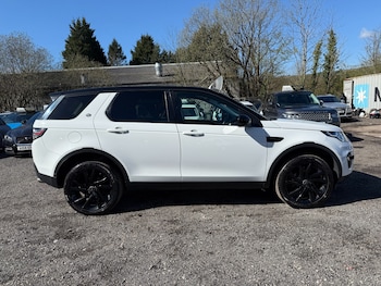 Used Land Rover Discovery Sport 2015 for sale - 78484020: Photo