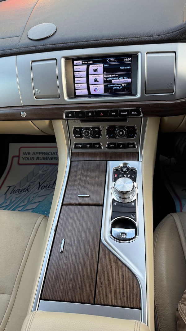Used Jaguar XF 2013 for sale - 76128841: Photo 14