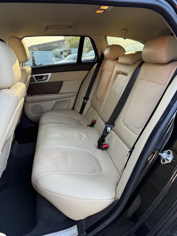 Used Jaguar XF 2013 for sale - 76128841: Photo 20