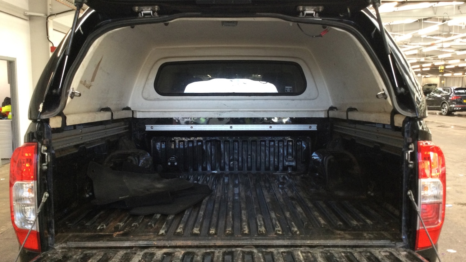 Used Nissan Navara 2020 for sale - 76531474: Photo 8