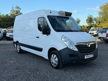 Vauxhall - Movano