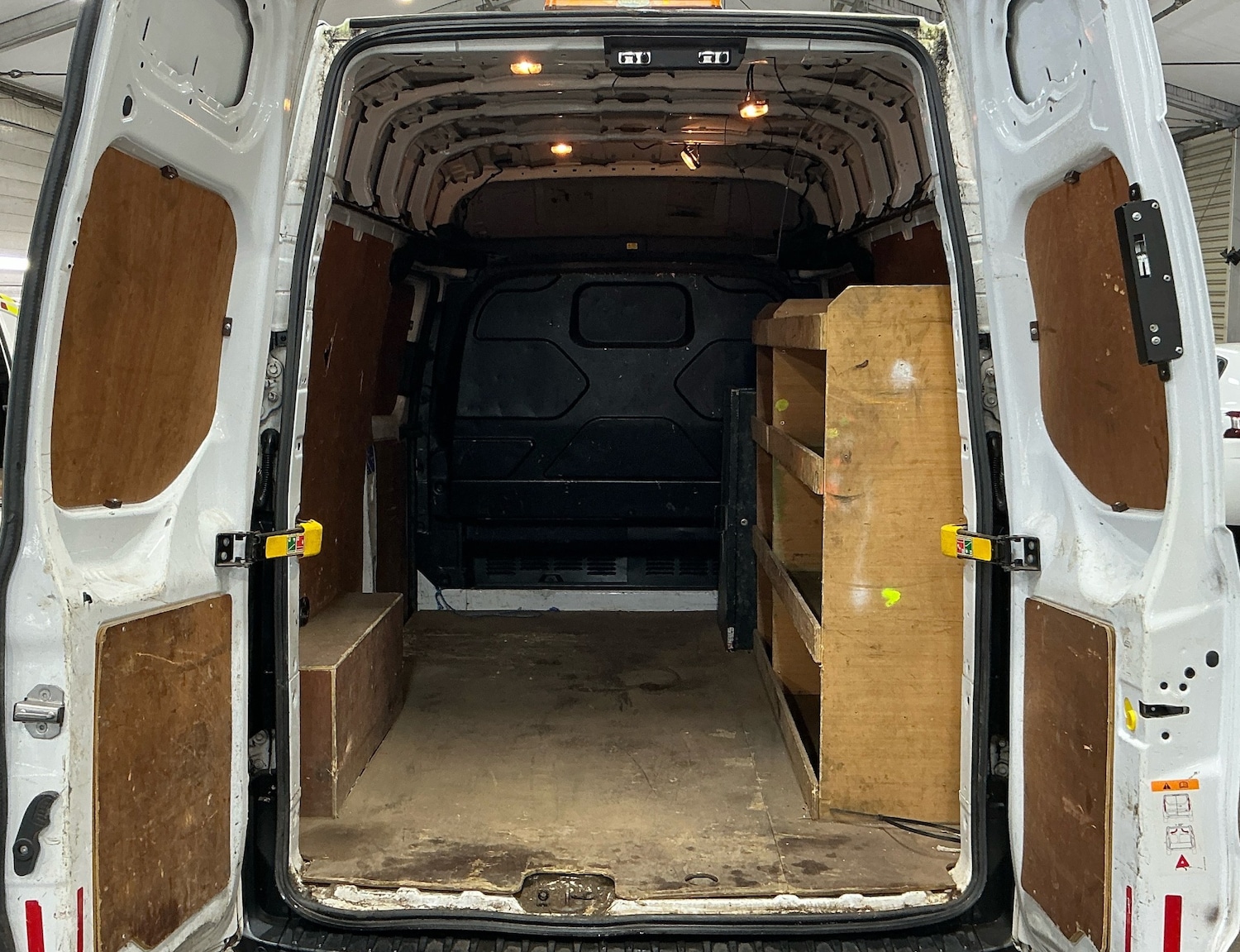 Used Ford Transit Custom 2020 for sale - 76651002: Photo 8