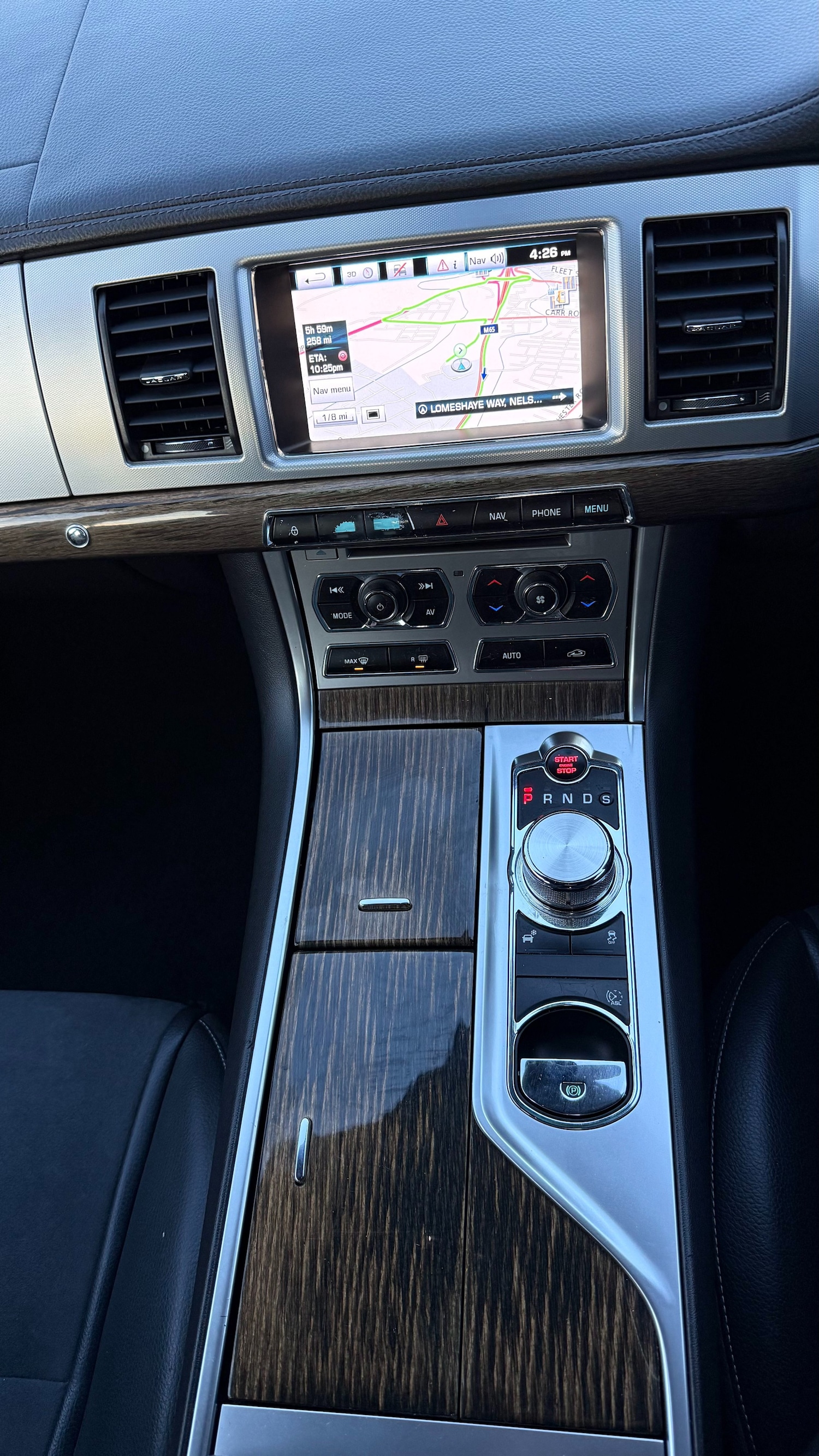 Used Jaguar XF 2014 for sale - 77541349: Photo 14