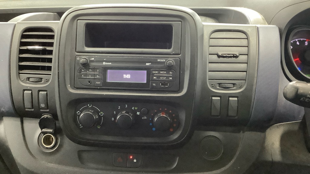 Used Vauxhall Vivaro 2019 for sale - 77845095: Photo 8