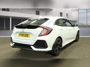 Used Honda Civic 2018 for sale - 77746725: Photo